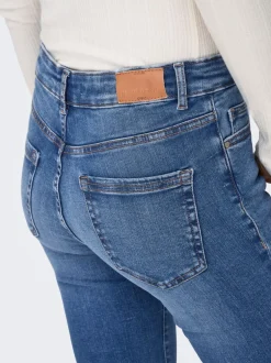 Clearance ONLBLUSH Mellemhøj talje Retro flared fit Jeans Dame Jeans|Jeans