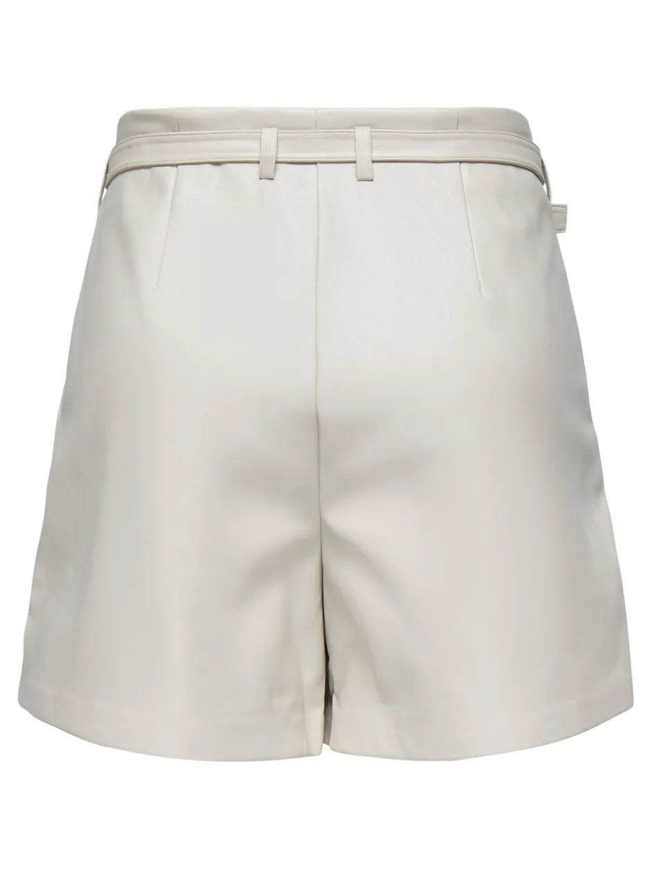 Best ONLHEIDI Mellemhøj talje Regular fit Imiterede lædershorts Dame Shorts