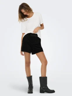 Clearance ONLNESSA Høj talje Regular fit Figursyede shorts Dame Shorts